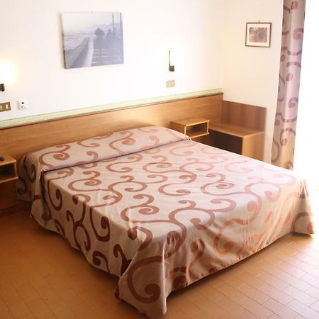 Hotel Helga Caorle Eksteriør billede