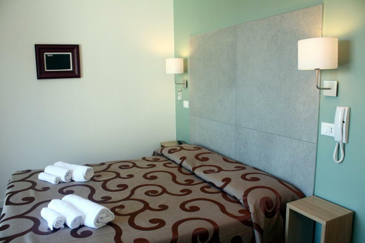 Hotel Helga Caorle Eksteriør billede